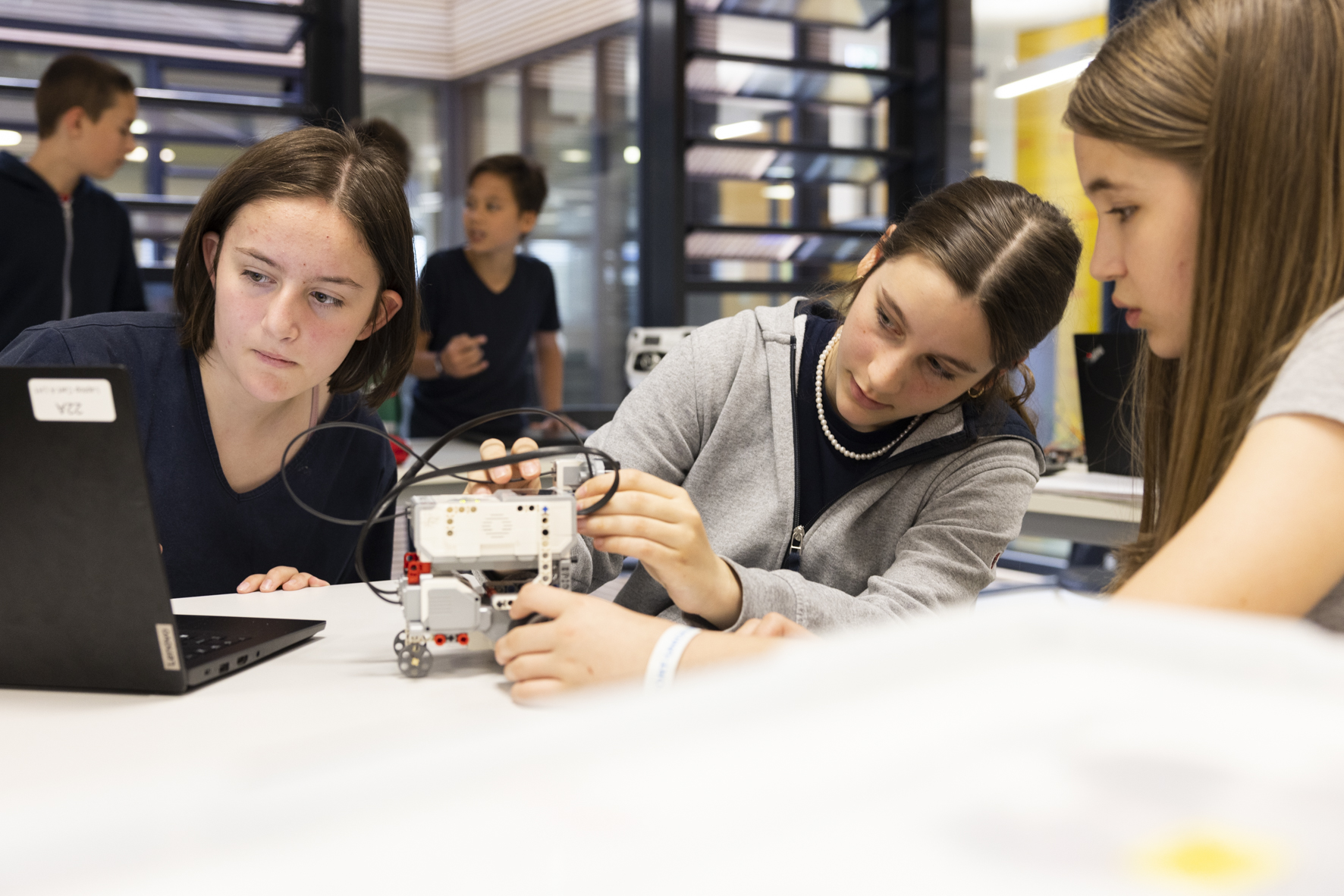 Josef-Schwarz Schule Erlenbach, Bilinguale Sekundarstufe I